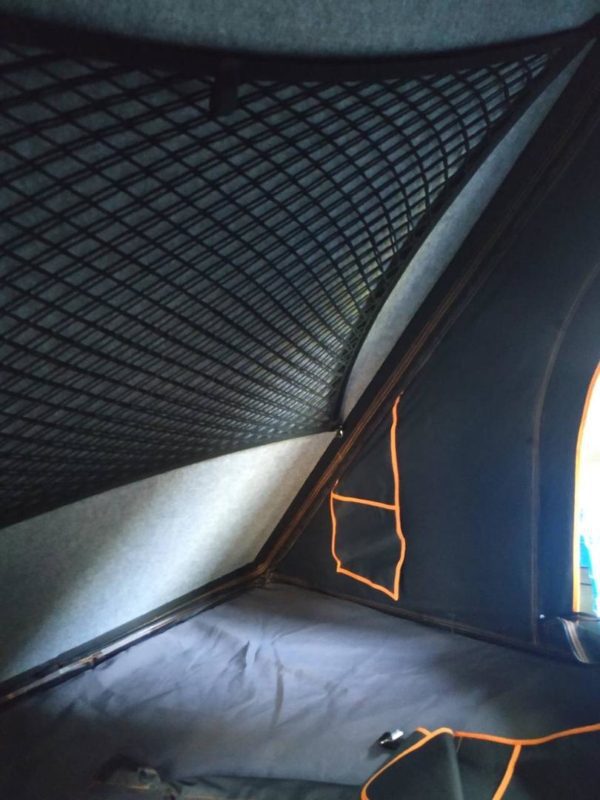 Bilde av lastenett under lokket i Xpedition teltene